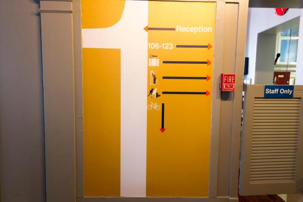 Ansonia Hotel - Hostel