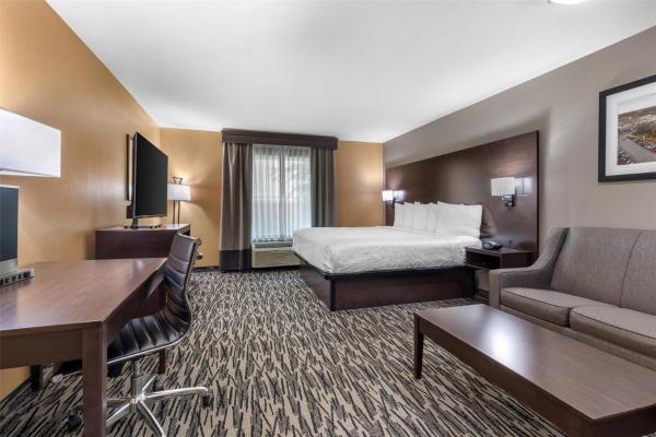 Best Western Plus Denton Inn & Suites