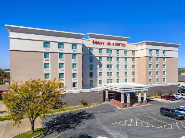 Drury Inn & Suites St. Louis Arnold, Забронировать Отель Дендрарий Arnold Миссури