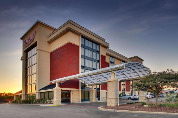 Drury Inn & Suites Evansville East, Забронировать Отель Эвансвилл Индиана