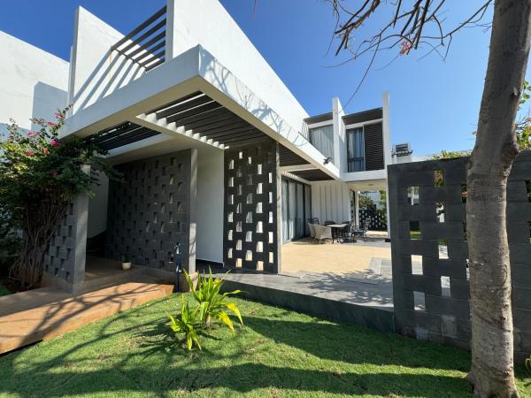 Oceanami 4-Bedroom Resort Villa, Забронировать  Лонг Хай Бариа-Вунгтау