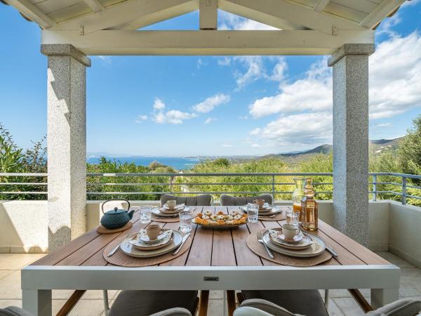 Villa Eden, Забронировать  Терра Мала Южная Сардиния