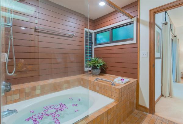 2412 Kapalua Ridge Villa