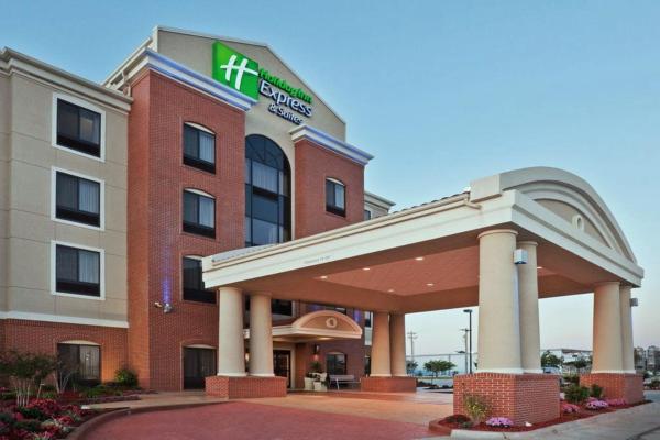 Holiday Inn Express Greensburg by IHG, Забронировать Отель Гринсбург 