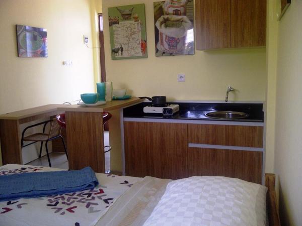 Makassar Breeze Place Residence