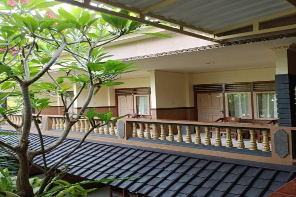 SPOT ON 93739 Insanta Hotel Near Masjid Baitul Aman