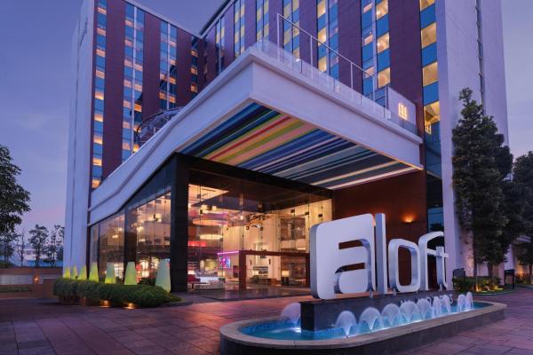 Aloft Bengaluru Outer Ring Road ₹ 9,978. Bengaluru Hotel Deals & Reviews -  KAYAK
