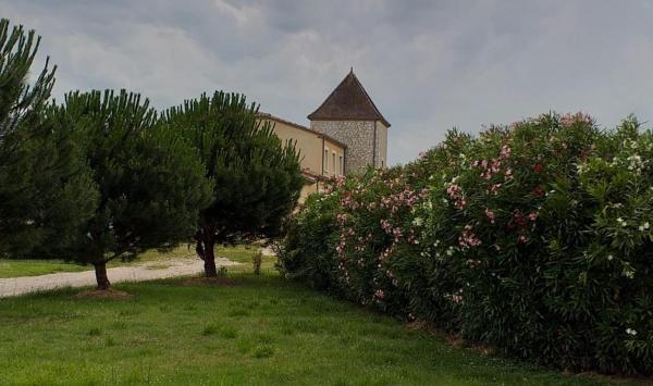 Le Petit Tardonne, Забронировать  Монбау Аквитания