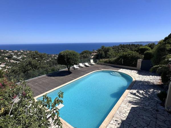 Villa climatisée 4 chambres avec piscine privée, wifi et animaux admis - FR-1-768-91, Забронировать  Отели Saint-Peïre-sur-Mer с бассейном, Бассейн