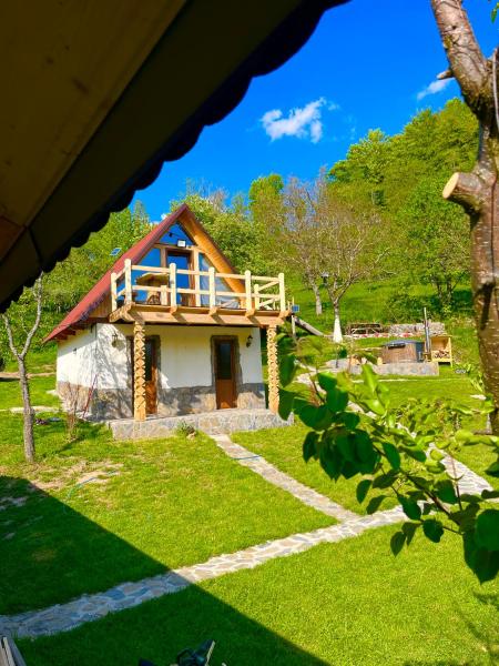 Cabană tip A Wild Glamping Cornereva, Забронировать Кемпинг Кемпинги и глэмпинги Караш-Северина, Кемпинг