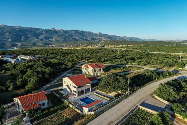 Villa Macanovi dvori with private pool, Забронировать  Нежевич Задарская жупания