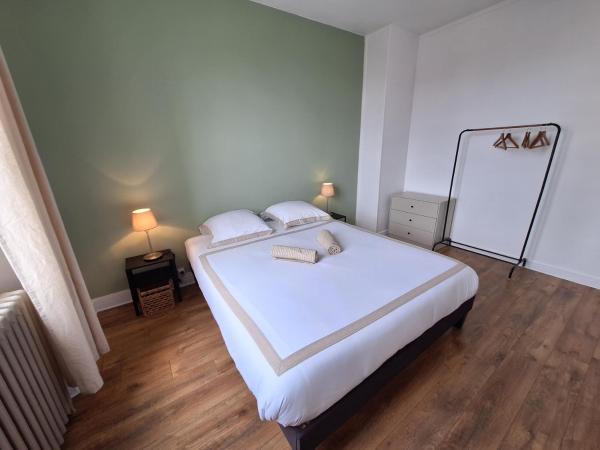 2 Appartements 6 personnes Orléans Centre - Proche gare SNCF, Забронировать  Орлеан 