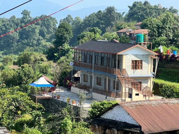 Paari Ghar Guest House, Gilung, Lamjung, Забронировать  Отели Гханпокхара с завтраком, Завтраки