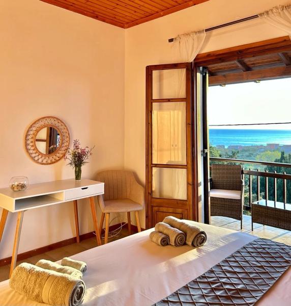 Golden View Apartments, Забронировать  Ариллас 