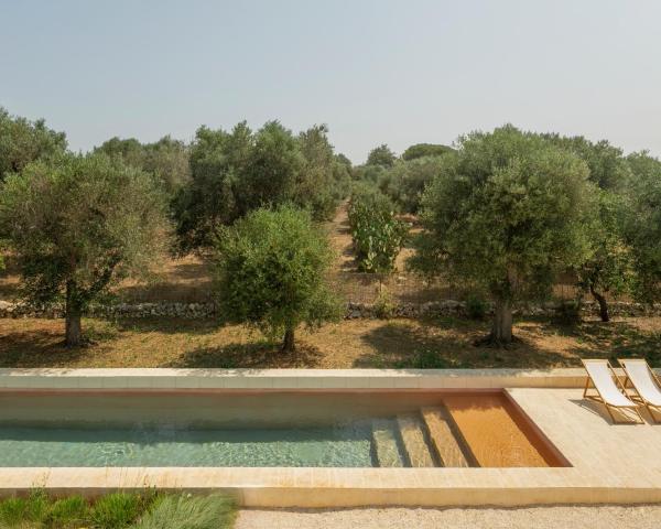 New Heated Pool Villa in Ostuni, Забронировать  Остуни Долина Итрии