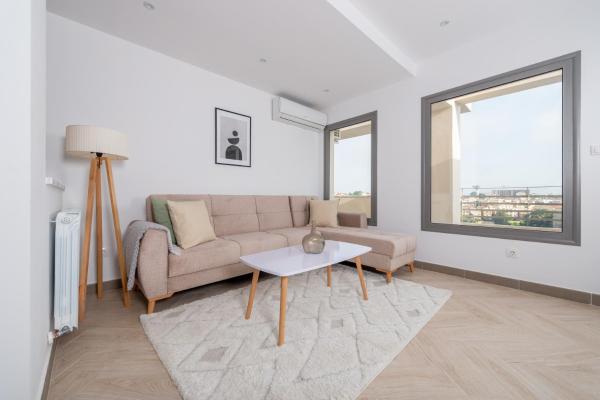 Luxueux Appartement à Bir Mourad Raïs
