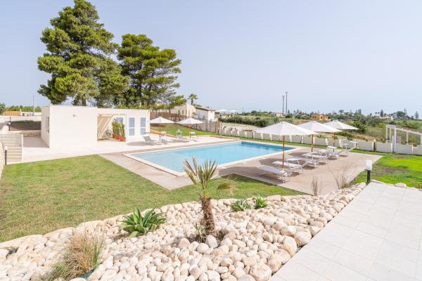 Agrivillage San Lorenzo, Забронировать  Отели Рейтани с бассейном, Бассейн