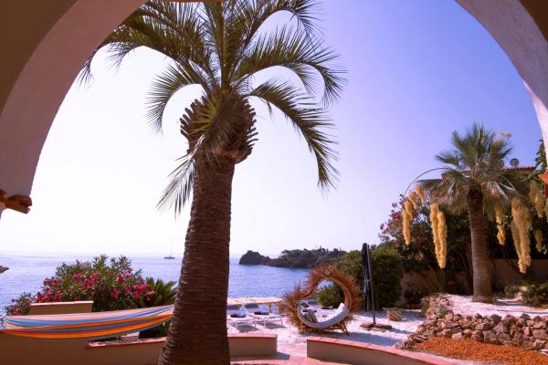 Villa de prestige en bord de mer dans la baie de Cannes, Забронировать  Теуль-сюр-Мер Приморские Альпы