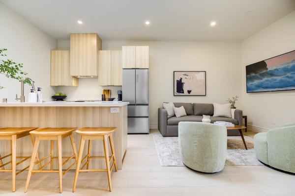 Casa De La Vina - Boutique Apartments in Downtown Santa Barbara, Забронировать  Отели Santa Barbara and Vicinity 5 звезд, 5*