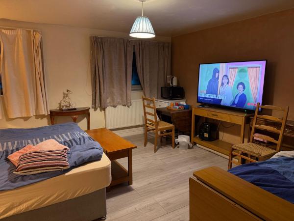 BFamily-Jacks Court, Забронировать  Сталибридж Большой Манчестер