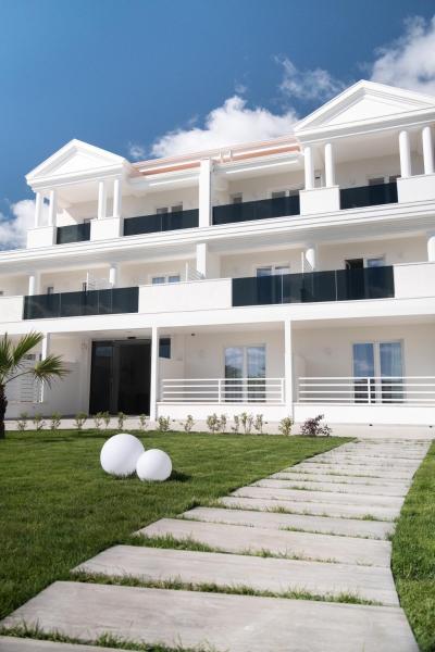 Hotel Diadema, Забронировать  Отели Диаманте 4 звезды, 4*