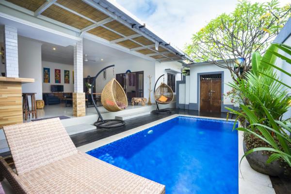 The Nirimas, Забронировать  Керобокан Бадунг