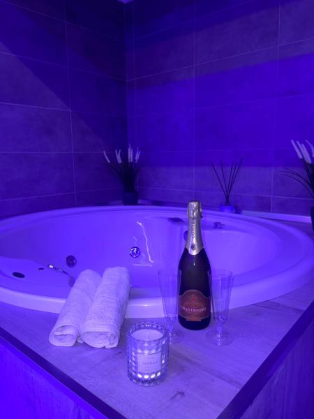 Alma Suite Bed and Breakfast, Забронировать  Неттуно Побережье Лацио