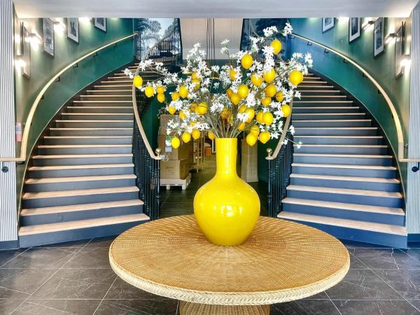 Résidence MONTANA Bourg-en-Bresse, Забронировать  Бурк-ан-Бресс 