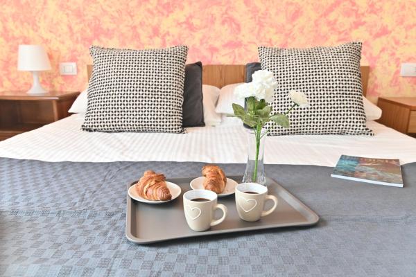 IzzHome Central Room