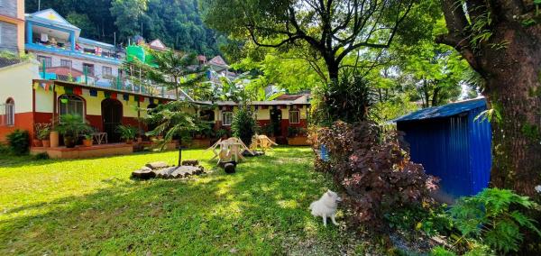 Passion Nepal Eco Lodge, Забронировать  Недорогие отели провинции Гандаки-Прадеш, недорогие