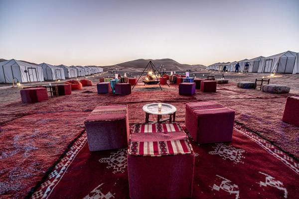 DESERTIUM Royal Luxury Desert Camp, Забронировать  Лак-Ясминс Эр-Рашидия