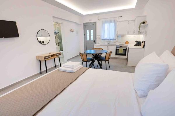 Sophie's Apartments 3&4, Забронировать Апартаменты/квартира Порос Кефалония