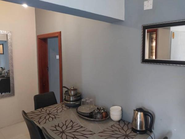 Emmrose apartments, Забронировать  Чингола Замбия