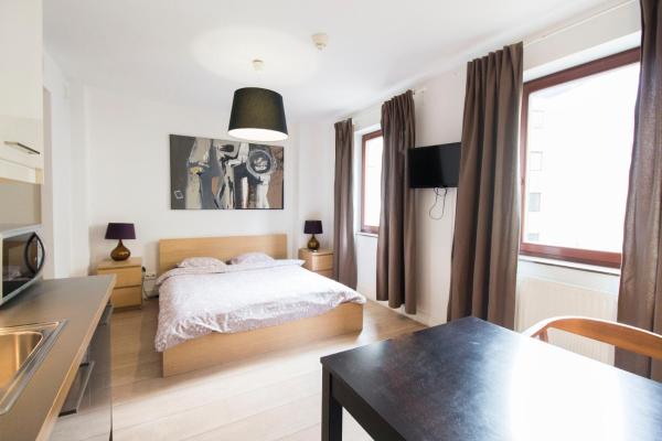 HAPPYESTATE- ul Krawiecka 1 - Just In Center - OLD TOWN, Забронировать  Недорогие отели Вроцлава, рядом с Ботанический сад, недорогие