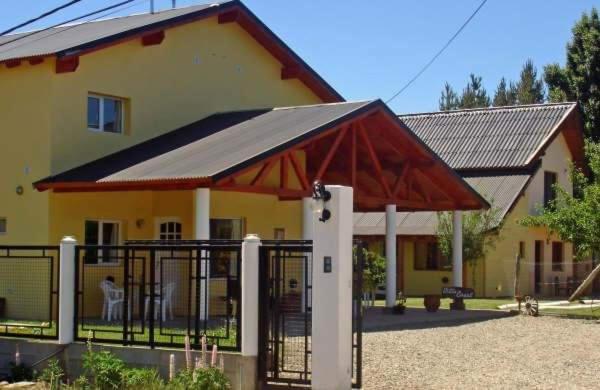 Villa Casal, Забронировать  Дина-Уапи Bariloche Lakes