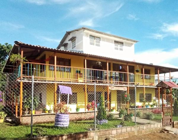 hostal rural Alejandría, Забронировать  Недорогие отели Кимбайя, недорогие