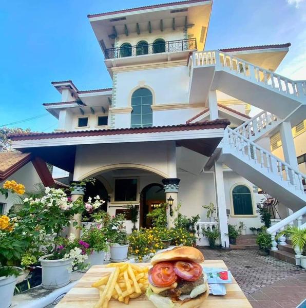 Gracey Dive Resort and Restaurant, Забронировать  Даин Negros Oriental