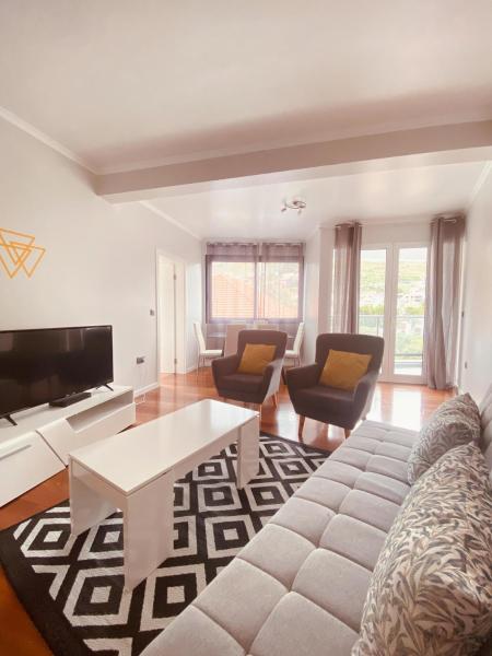 Village Square Coastal Apartment 3G, Забронировать  Машику Архипелаг Мадейра