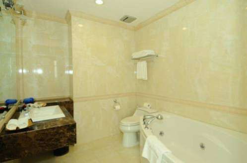 Royal Gate Hotel