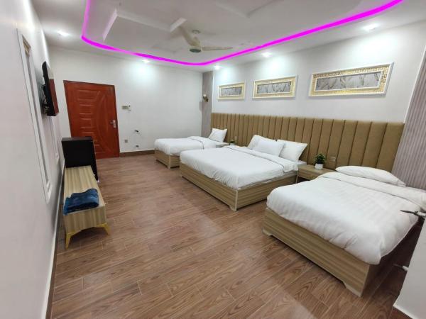 Nestopia Hotel - Skardu, Забронировать  Отели штата Джамму и Кашмира 3 звезды, 3*