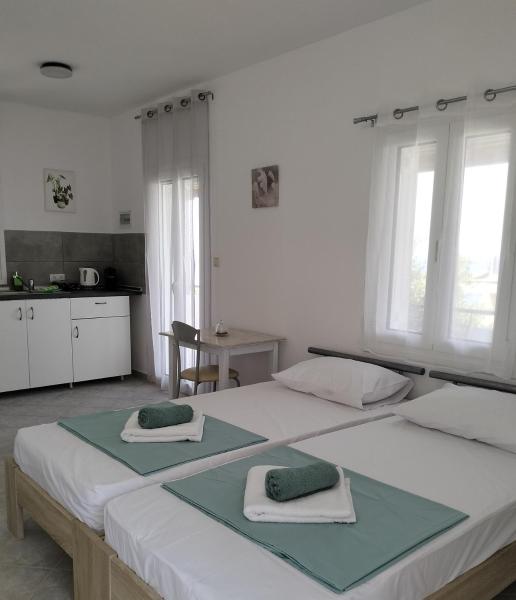 Thea\s Apartment, Забронировать  Врахос 