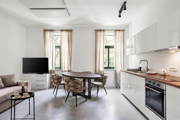 Apartments Mazijeva, Забронировать  Любляна 