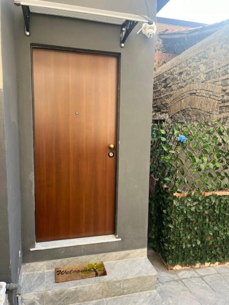 casa vacanza I 4 diamanti room 2, Забронировать  Отели Катании с завтраком, рядом с Пляж Катании, Завтраки