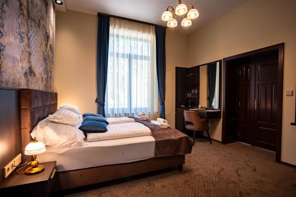 Vöröskő Villa- ALELNÖKI szauna és jakuzzi használattal, Забронировать  Балатональмади Веспрем