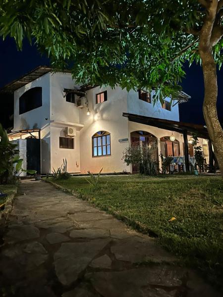 Destino Hospeda, Забронировать  Отели Пипа с парковкой, рядом с Пляж любви, Парковка