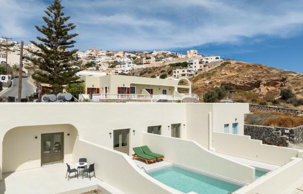 Kaminia Holiday Homes
