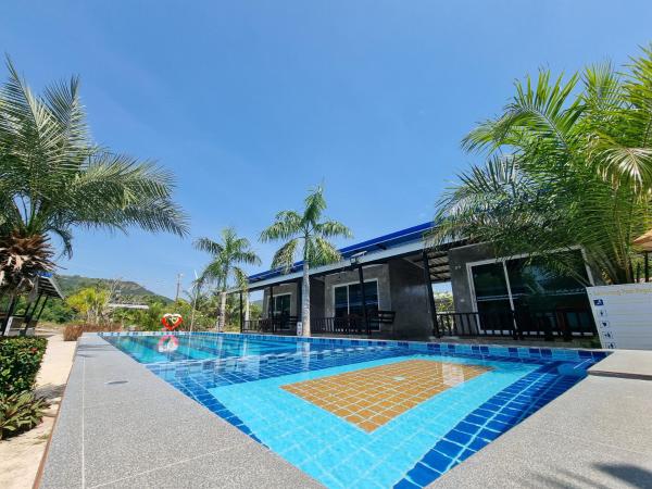 ต้นหว้ารีสอร์ท, Забронировать  Отели Chanthaburi Province с бассейном, Бассейн