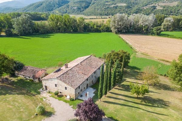 Villa di John, Забронировать  Умбертиде 