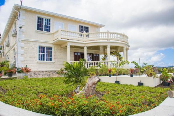Vale View Manor, Забронировать  Отели Сент-Филипа с бассейном, Бассейн