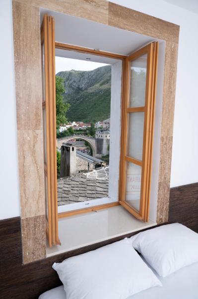 Sunrise Apartments - with Old Bridge view, Забронировать Апартаменты/квартира Отели Мостар с парковкой, Парковка